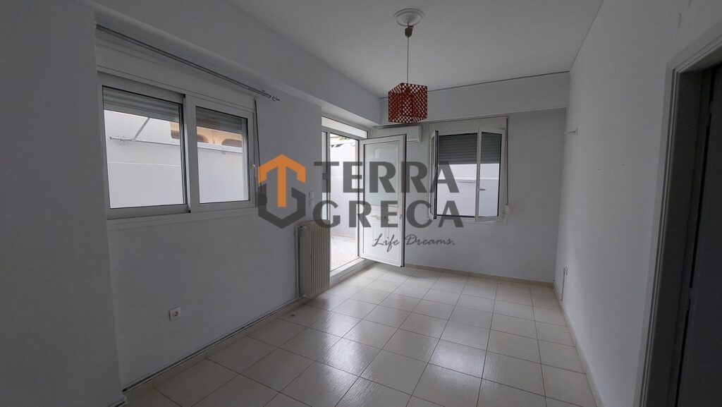 Φωτογραφία 5 από 30 — 1322034 — Apartment for sale, Agios Dimitrios, 99 sq m, €135,000