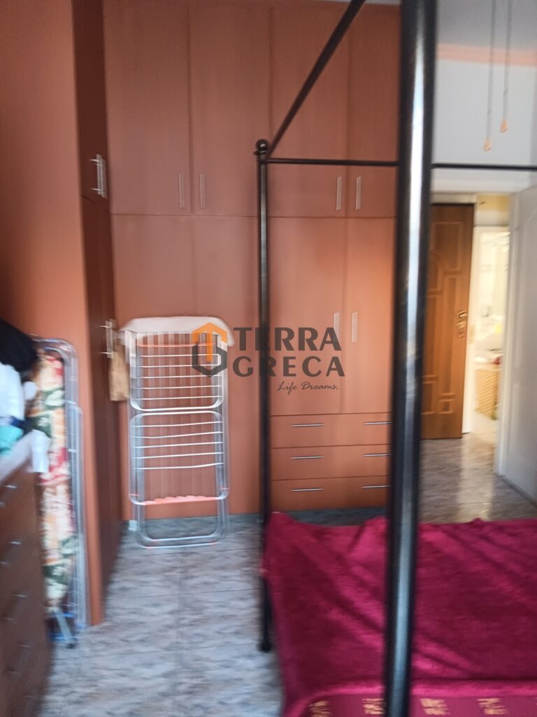 Φωτογραφία 21 από 29 — 1289697 — Πολυκατοικία/Κτίριο Προς Πώληση, Κερατσίνι, 107 τ.μ., €150.000