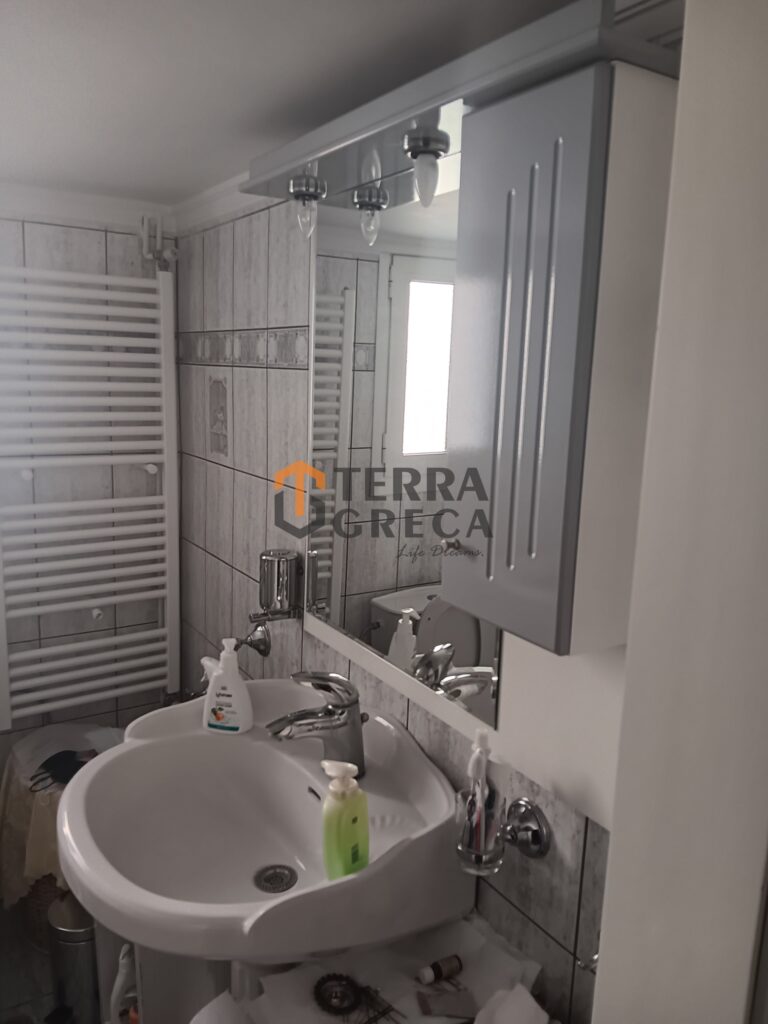 Φωτογραφία 19 από 29 — 1289697 — Πολυκατοικία/Κτίριο Προς Πώληση, Κερατσίνι, 107 τ.μ., €150.000