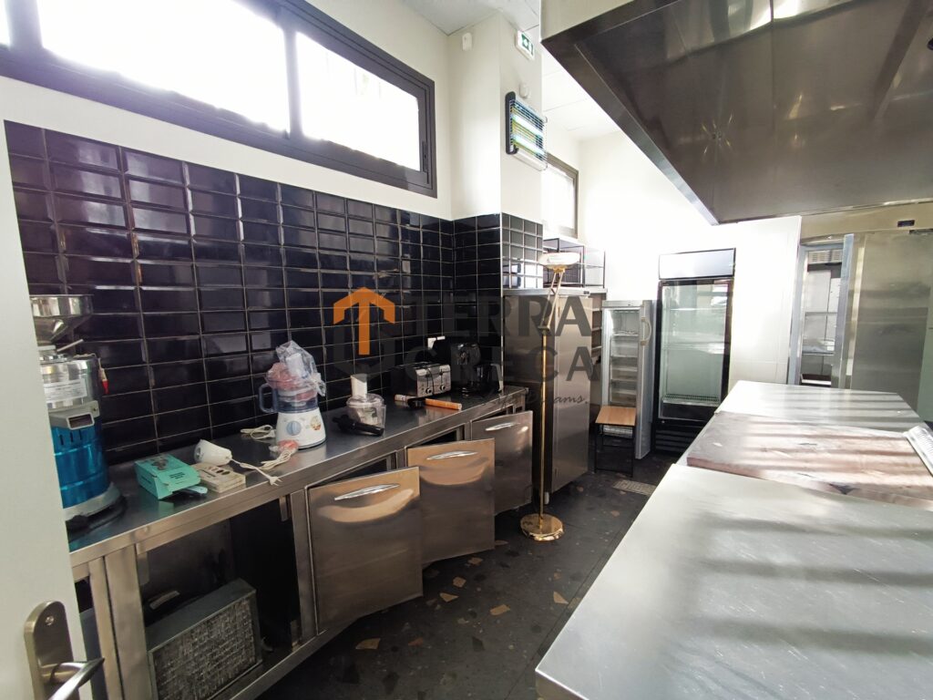 Φωτογραφία 10 από 30 — 1489594 — Shop to rent, Koukaki - Makrygianni, 600 sq m, €6,000