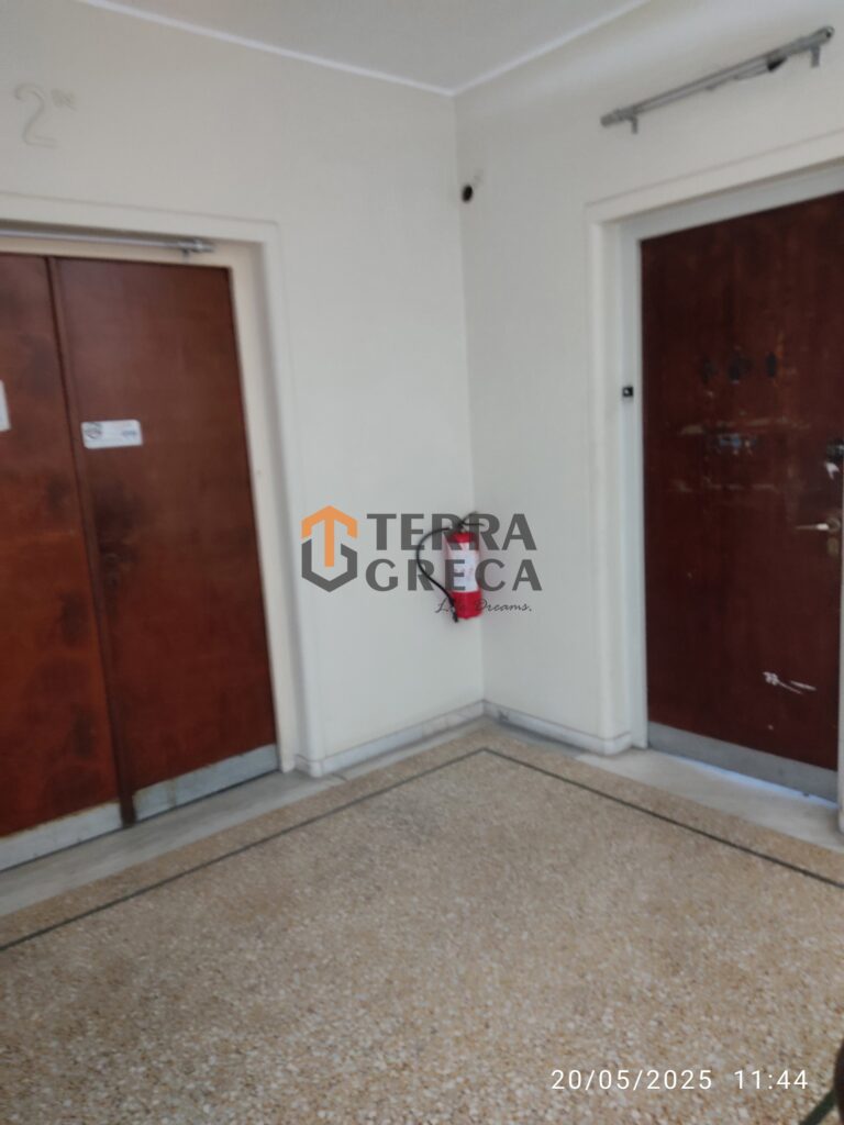 Φωτογραφία 8 από 30 — 1604988 — Office to rent, Kentro, 260 sq m, €3,500