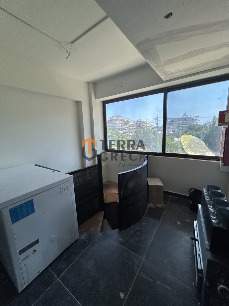 Φωτογραφία 8 από 12 — 1681666 — Shop to rent, Voula, 90 sq m, €3,500