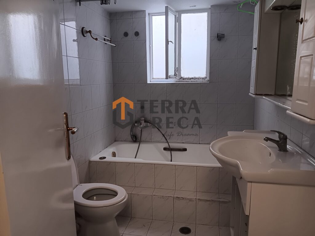 Φωτογραφία 8 από 20 — 1276244 — Apartment for sale, Keratsini, 130 sq m, €210,000