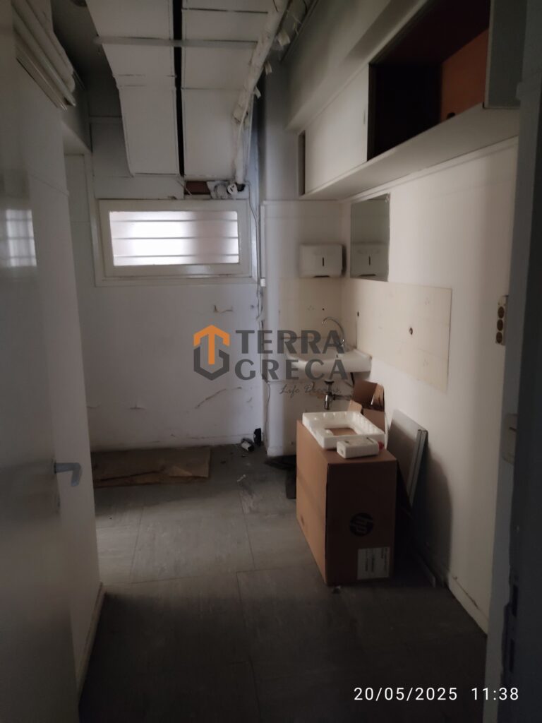 Φωτογραφία 13 από 30 — 1604988 — Office to rent, Kentro, 260 sq m, €3,500