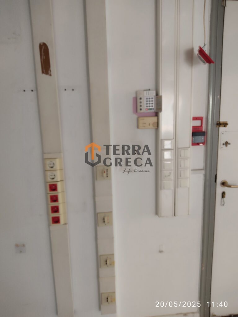 Φωτογραφία 20 από 30 — 1604988 — Office to rent, Kentro, 260 sq m, €3,500