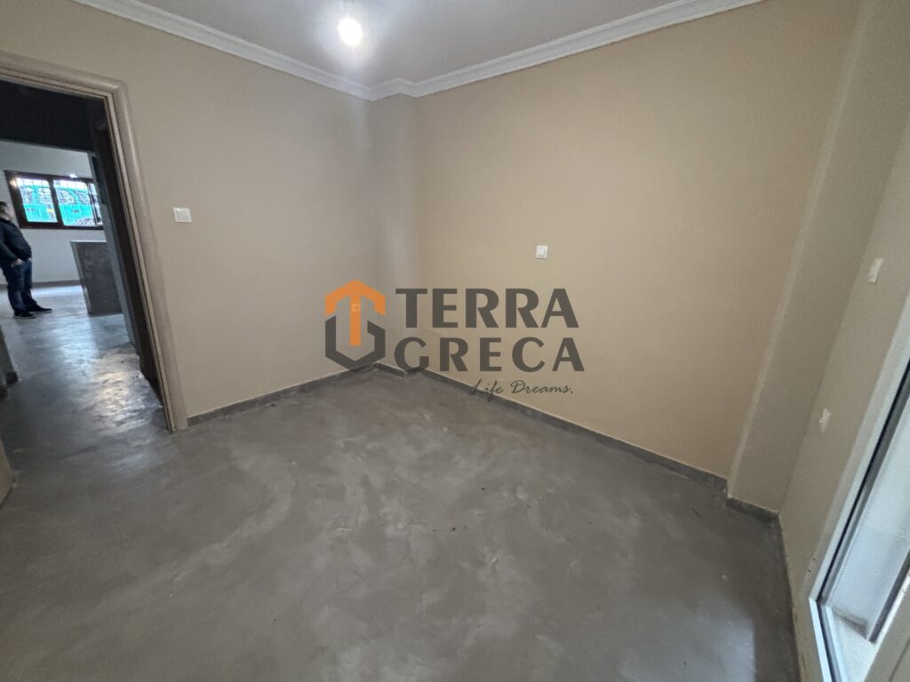 Φωτογραφία 26 από 28 — 1541086 — Apartment for sale, Petralona, 50 sq m, €75,000