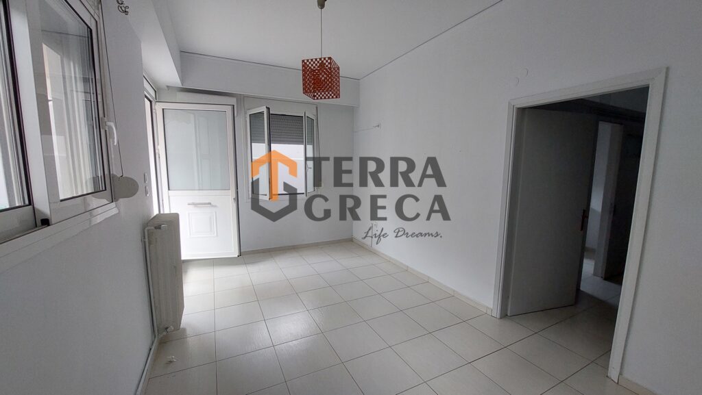 Φωτογραφία 6 από 30 — 1322034 — Apartment for sale, Agios Dimitrios, 99 sq m, €135,000