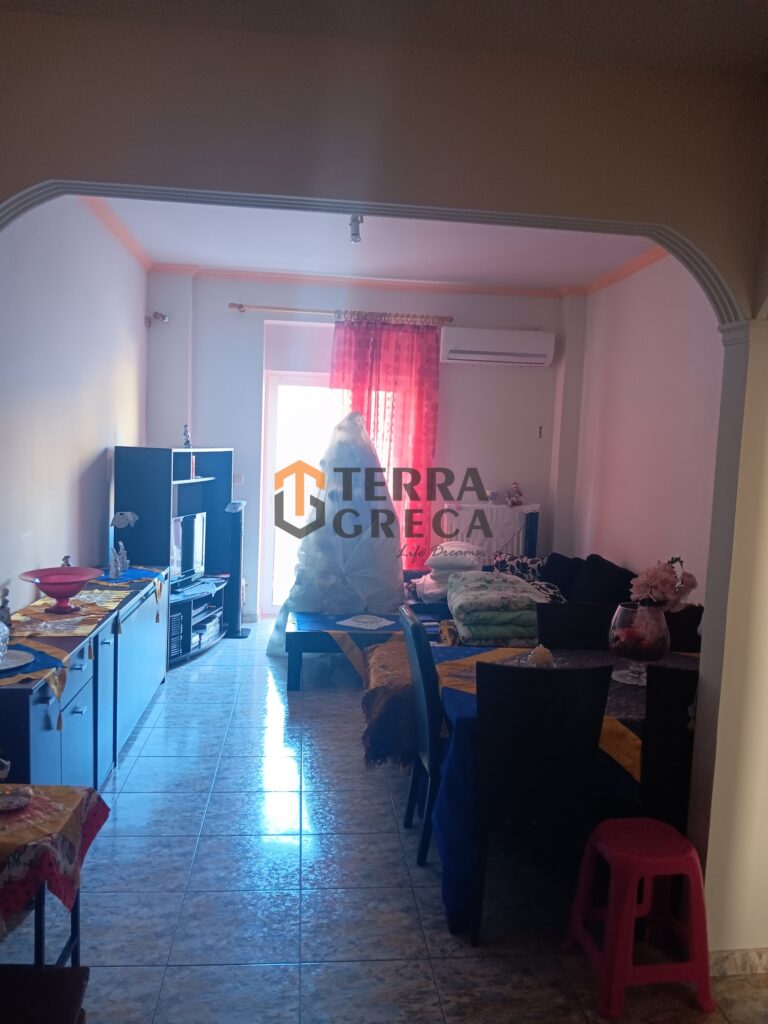 Φωτογραφία 17 από 29 — 1289697 — Πολυκατοικία/Κτίριο Προς Πώληση, Κερατσίνι, 107 τ.μ., €150.000