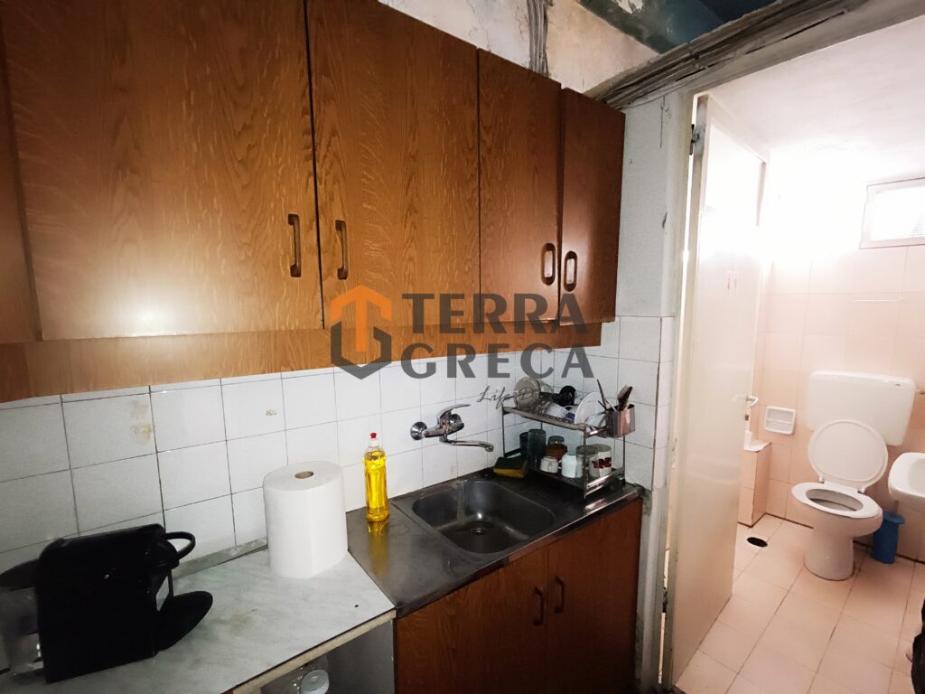 Φωτογραφία 10 από 11 — 2598692 – Βιοτεχνικός Χώρος Προς Ενοικίαση, Κολωνός – Κολοκυνθούς, 660 τ.μ., €3.000
