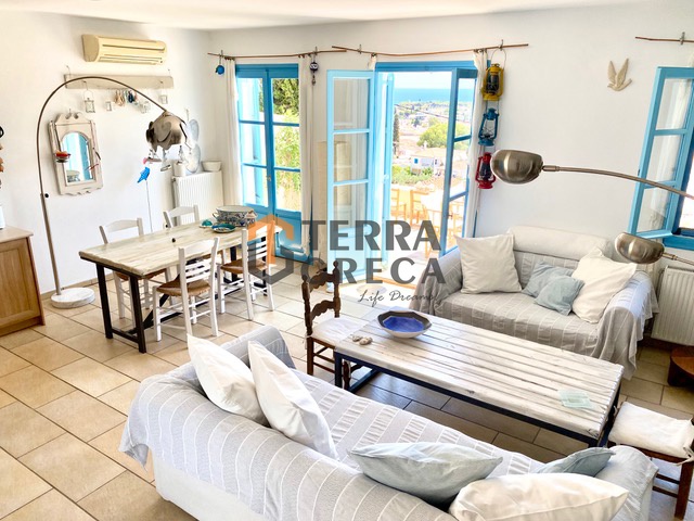 Φωτογραφία 3 από 22 — 2176280 — Maisonette for sale, Spetses, 175 sq m, €800,000
