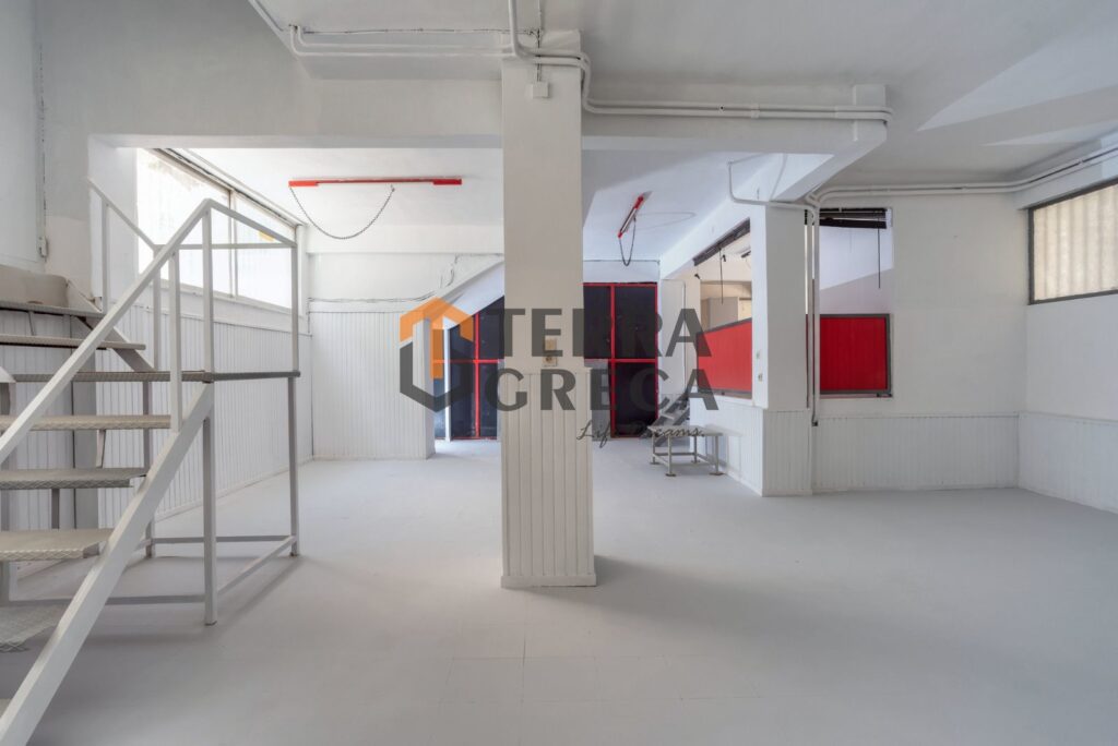 Φωτογραφία 4 από 19 — 1317214 — Warehouse for sale, Vironas, 121 sq m, €115,000
