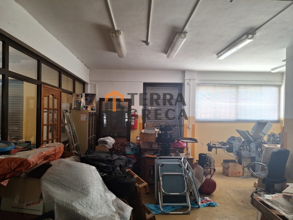 Φωτογραφία 19 από 30 — 1127623 — Κτήριο επαγγελματικών χώρων Προς Πώληση, Κέντρο – Λιμάνι, 1.000 τ.μ., €2.150.000