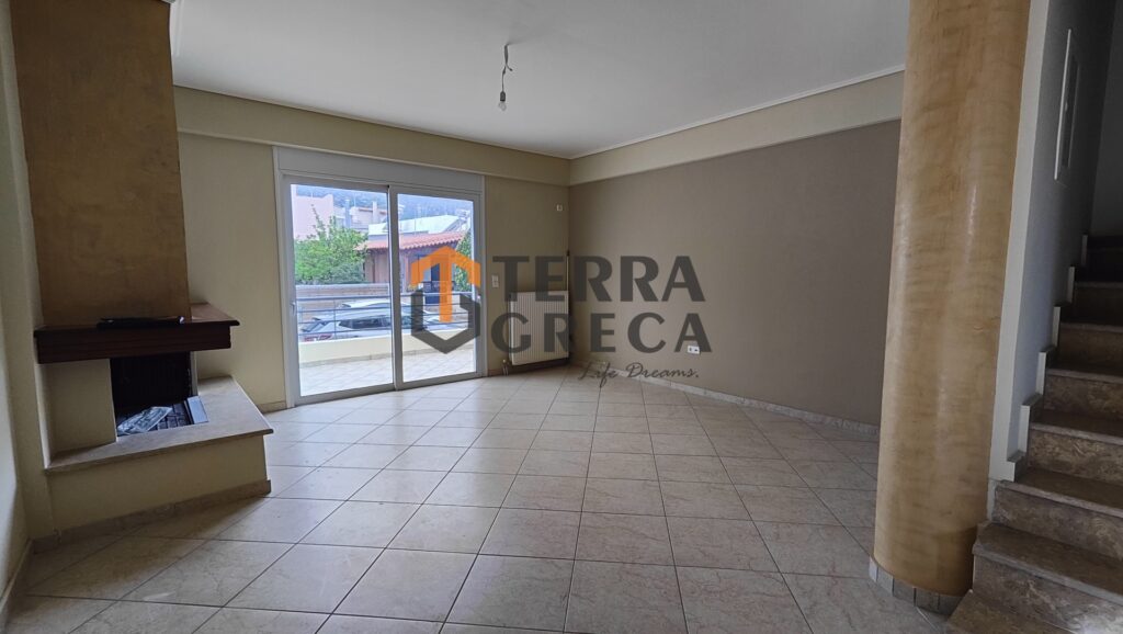 Φωτογραφία 3 από 24 — 226922 — Maisonette for sale, Keratea, 165 sq m, €260,000