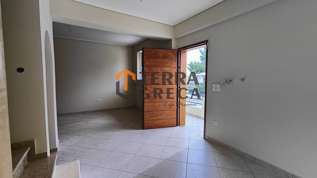 Φωτογραφία 7 από 24 — 226922 — Maisonette for sale, Keratea, 165 sq m, €260,000